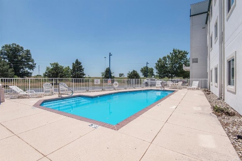 Motel 6-Junction City, KS image 8